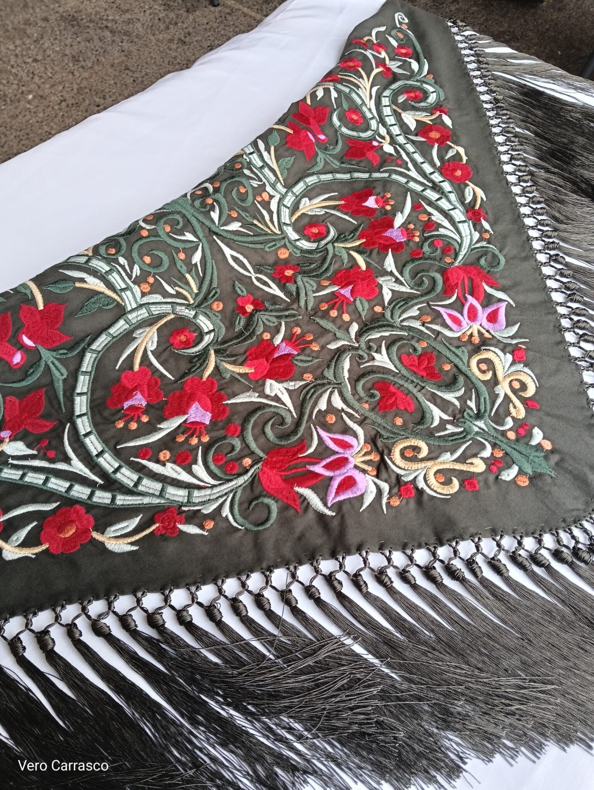 Mantón Seguiriya verde cacería - 1