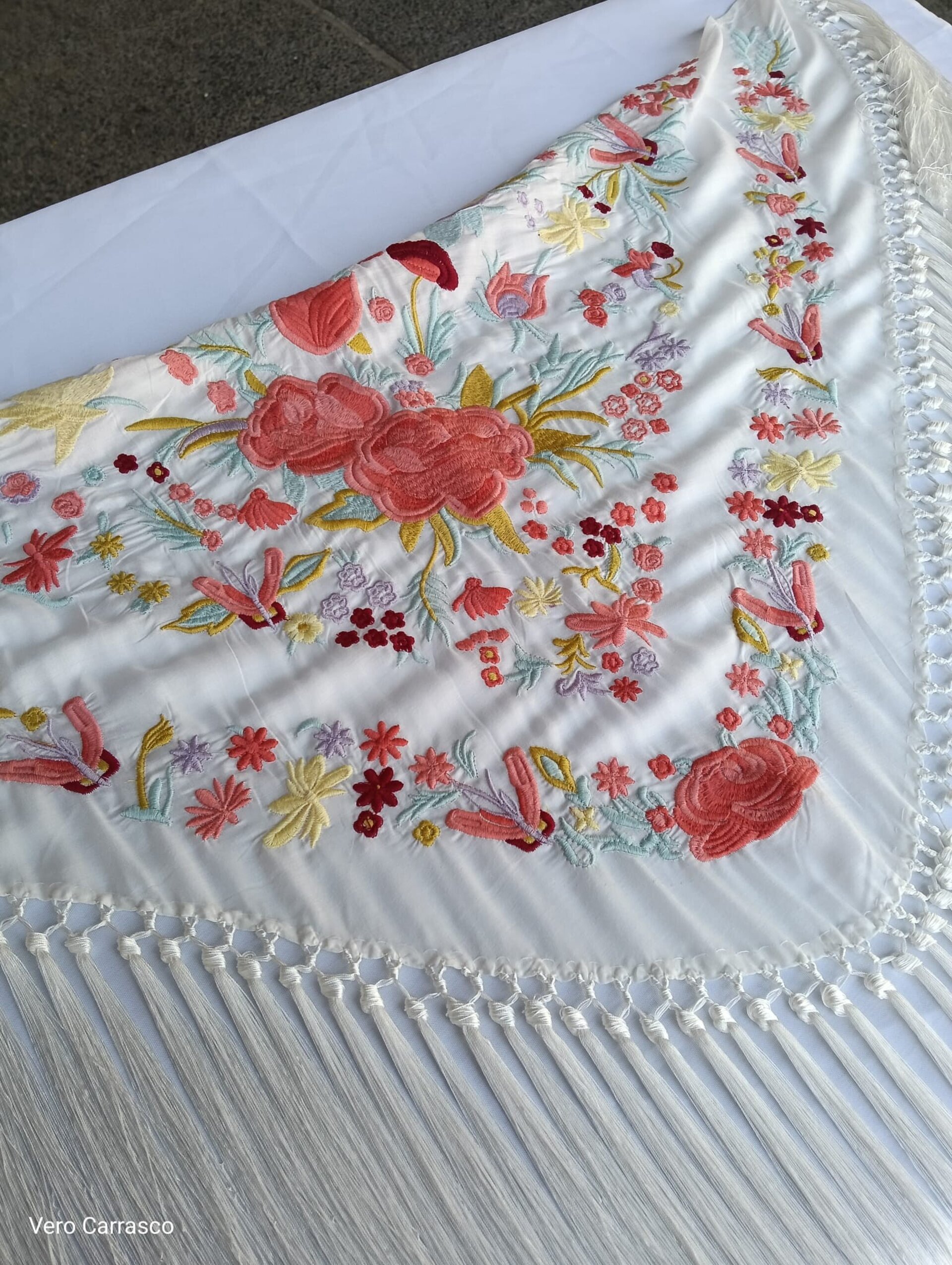 Mantón Soleá blanco roto - 1