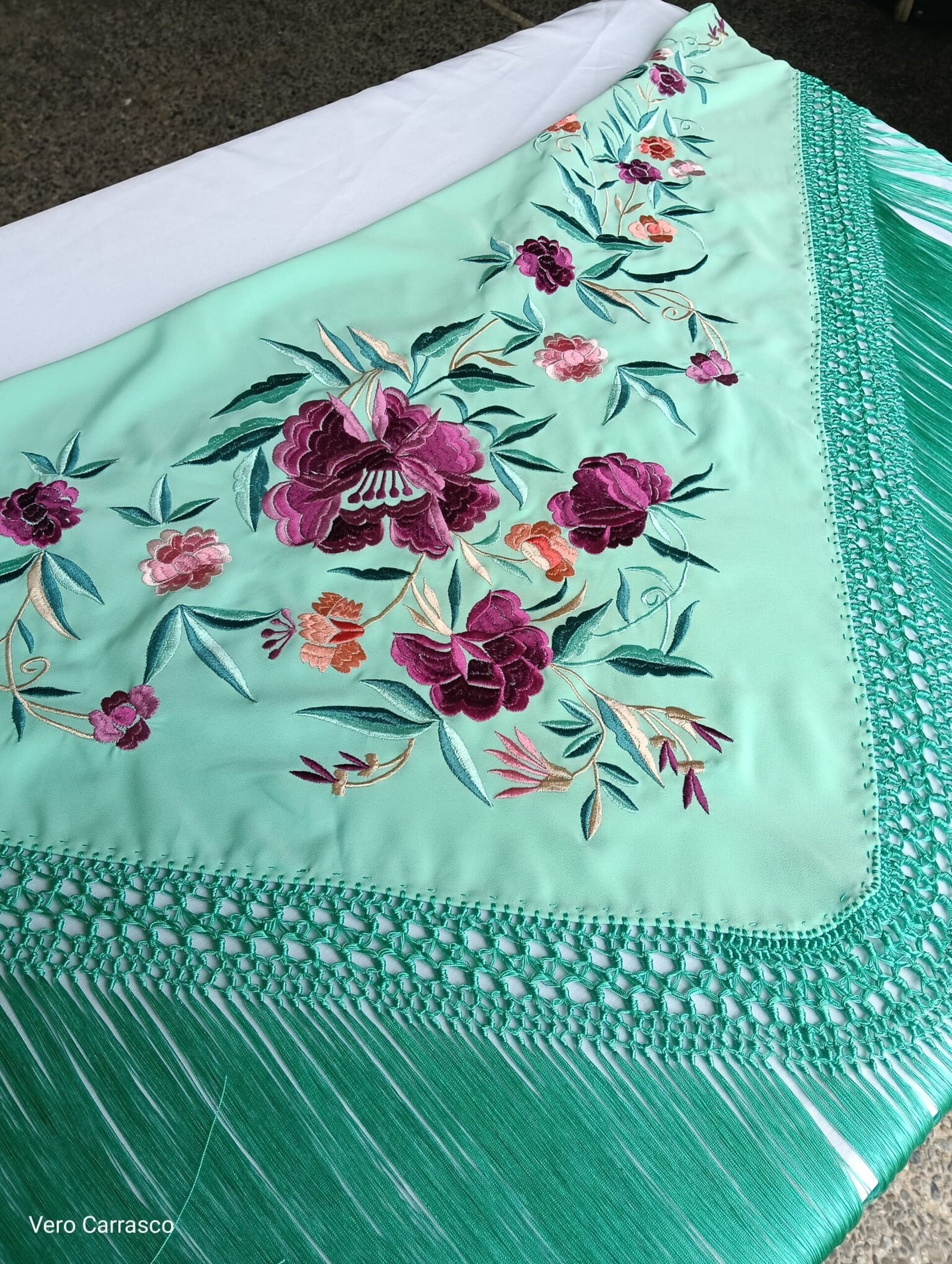 Mantón Carmen verde agua - 1