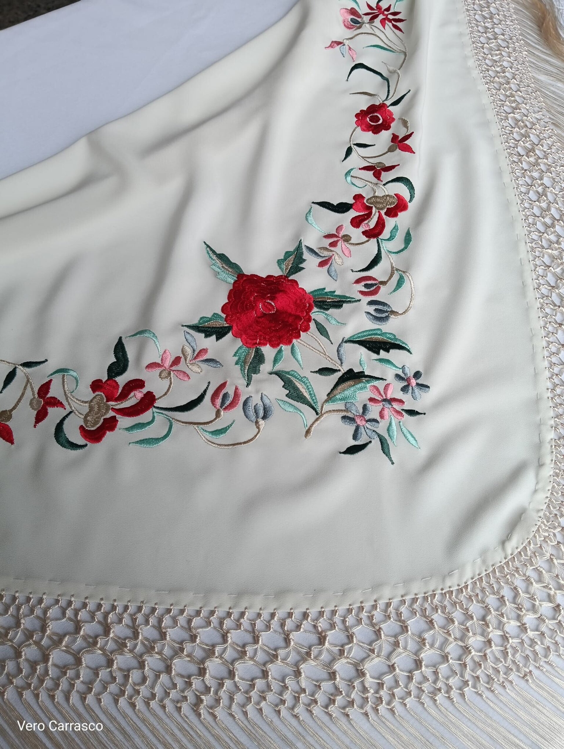 Mantón Carmen beige - 1